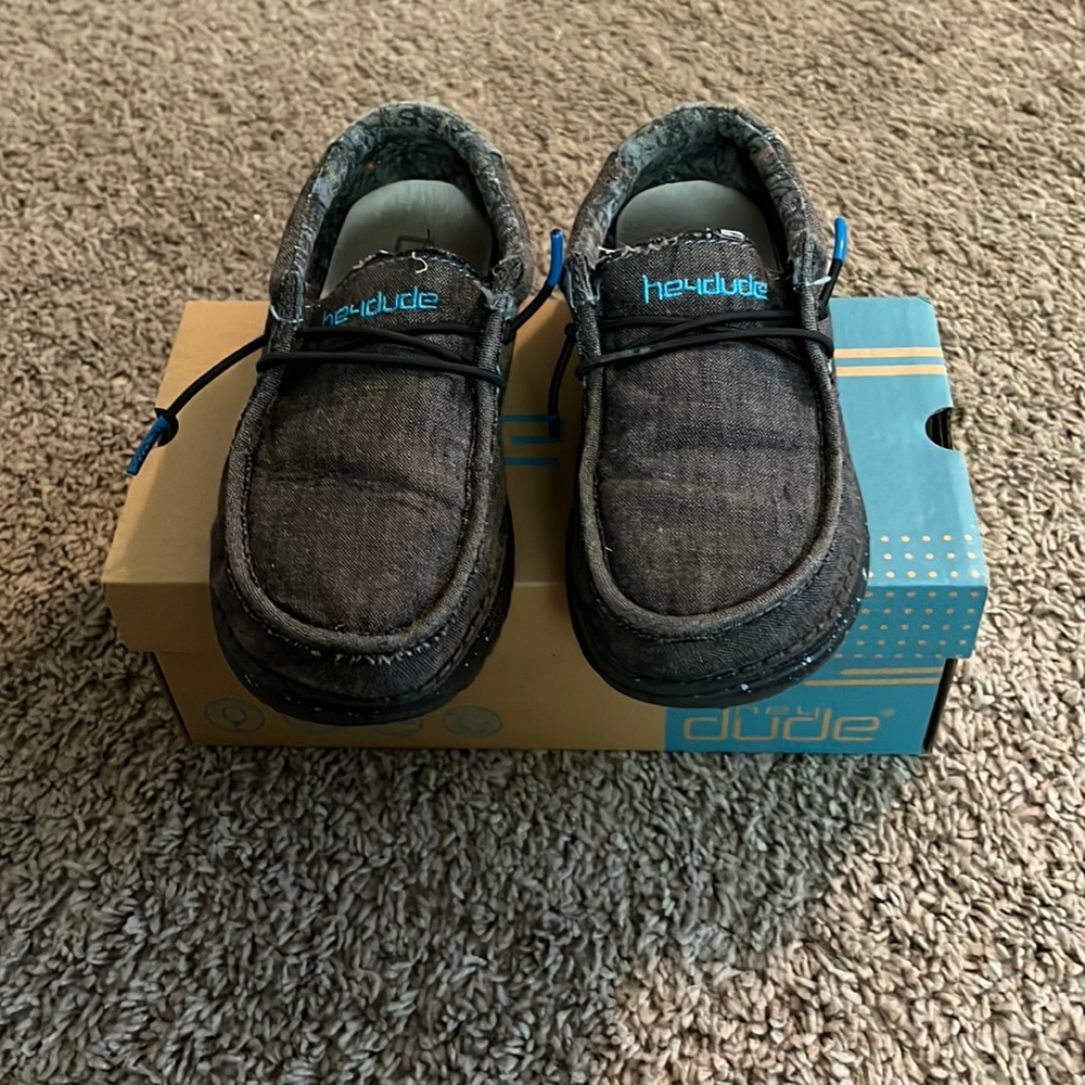 Hey dude boy shoes size K12